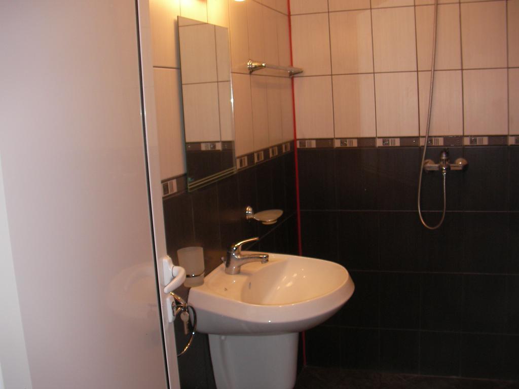 Adonai Apartments Nessebar Extérieur photo